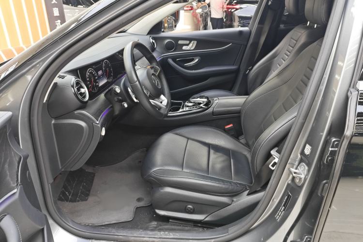 Used Mercedes-Benz E-Class 2016 E 300 L Sport Luxury Model Interior 5