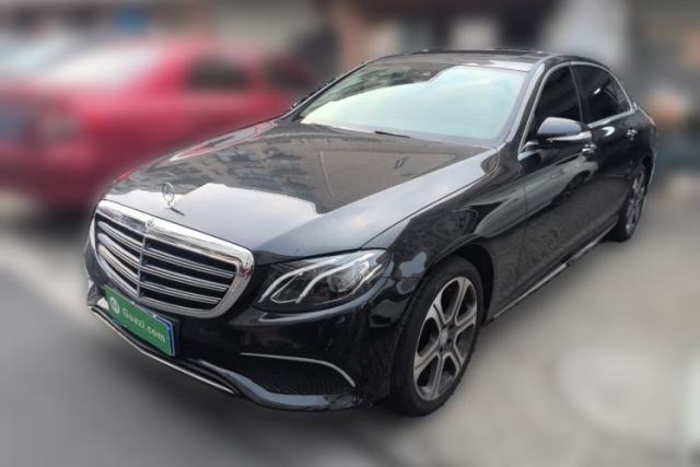 Used Mercedes-Benz E-Class 2016 E 300 L Sporty and Stylish Model