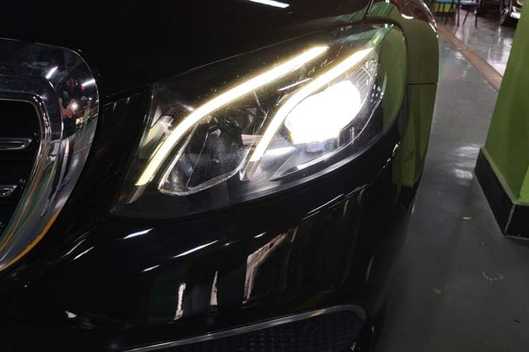 Used Mercedes-Benz E-Class 2016 E 200 L Left Front Headlight