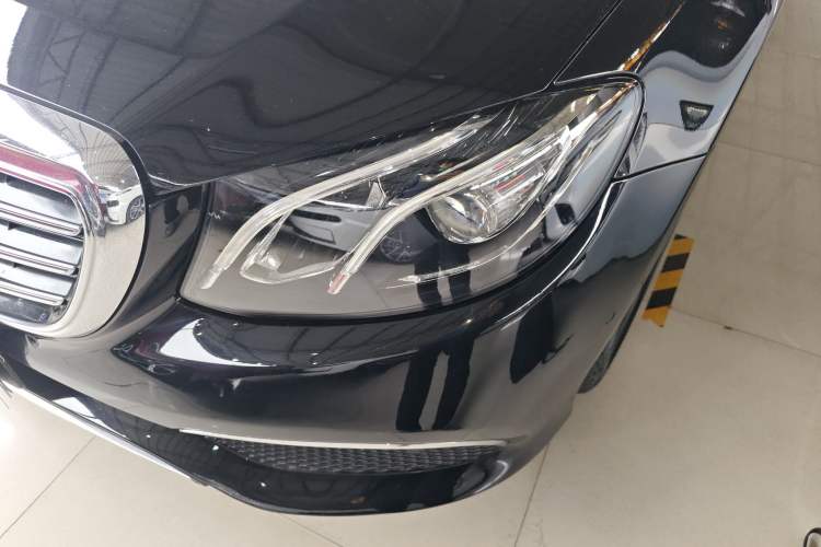 Used Mercedes-Benz E-Class 2016 E 300 L Luxury Model Left Front Headlight