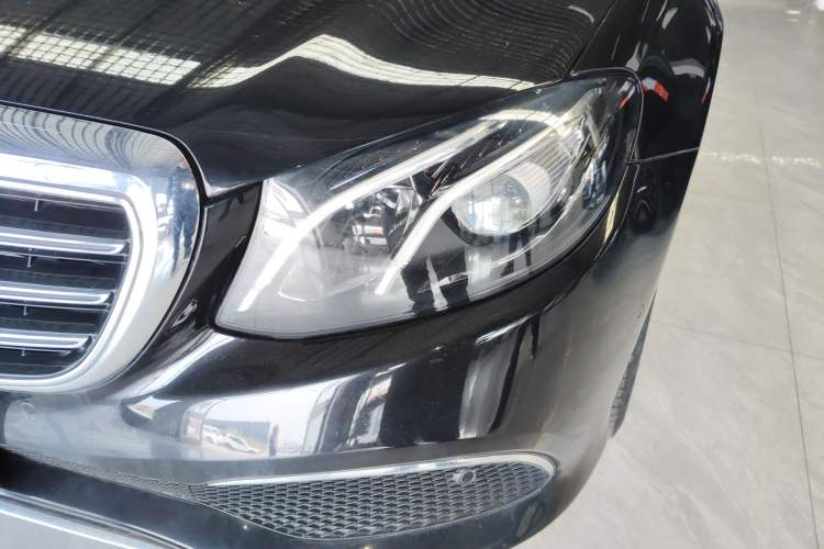 Used Mercedes-Benz E-Class 2016 E 300 L Luxury Model Left Front Headlight