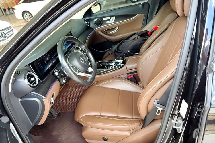 Used Mercedes-Benz E-Class 2016 E 300 L Sporty and Stylish Model Left Front Seat