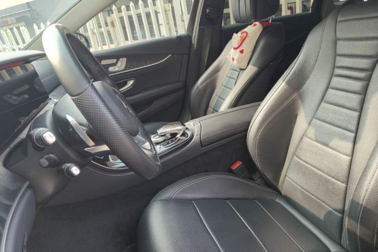 Used Mercedes-Benz E-Class 2016 E 300 L Sporty and Stylish Model Left Front Seat