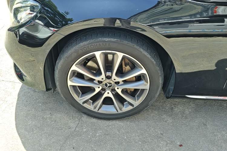 Used Mercedes-Benz E-Class 2016 E 300 L Stylish Model Left Front Wheel Hub