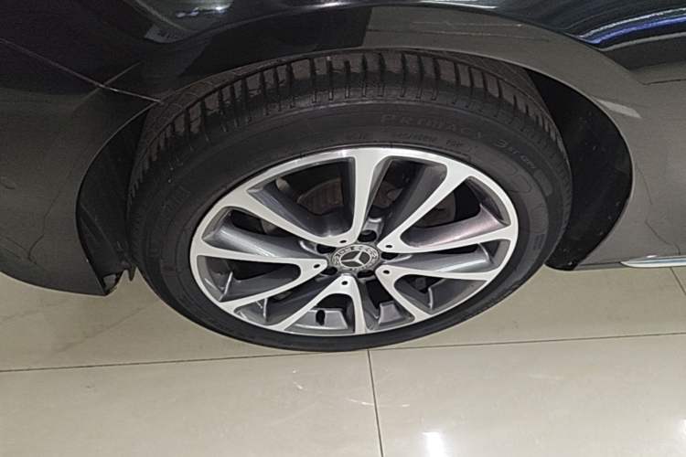 Used Mercedes-Benz E-Class 2016 E 200 L Left Front Wheel Hub