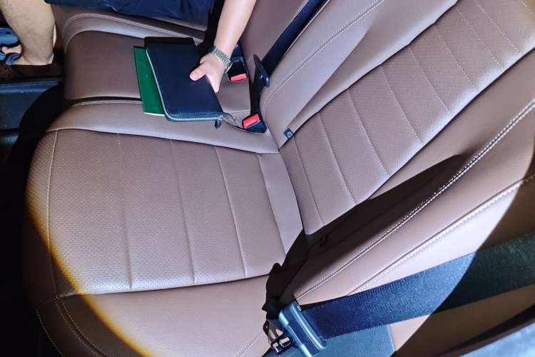 Used Mercedes-Benz E-Class 2016 E 200 L Left Rear Seat