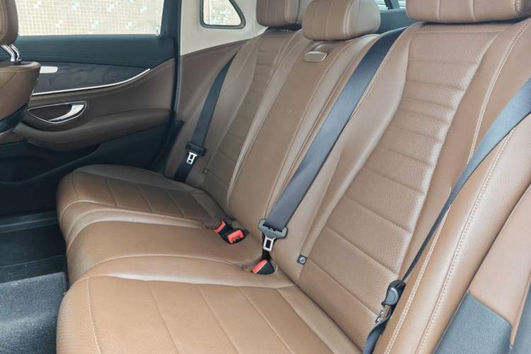 Used Mercedes-Benz E-Class 2016 E 200 L Sport Edition Left Rear Seat