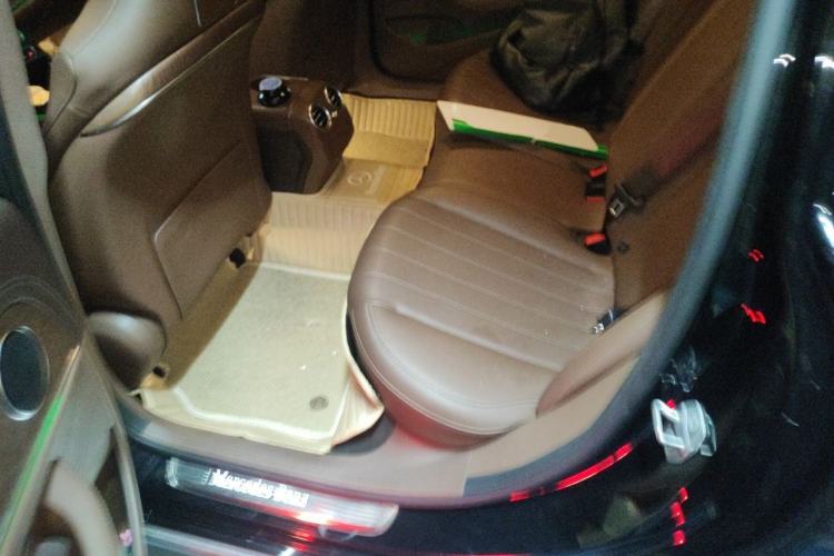 Used Mercedes-Benz E-Class 2016 E 300 L Stylish Model Left Rear Seat