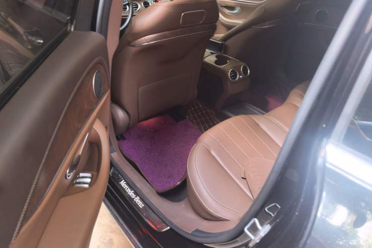 Used Mercedes-Benz E-Class 2016 E 300 L Stylish Model Left Rear Seat