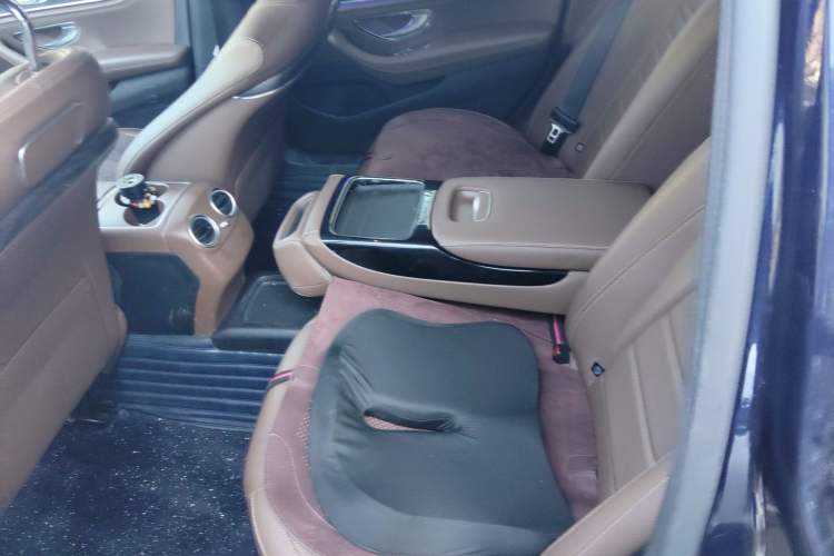 Used Mercedes-Benz E-Class 2016 E 300 L Sporty and Stylish Model Left Rear Seat