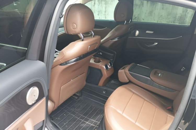 Used Mercedes-Benz E-Class 2016 E 200 L Sport Edition Left Rear Seat