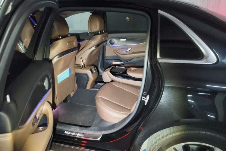 Used Mercedes-Benz E-Class 2016 E 200 L Sport Edition Left Rear Seat