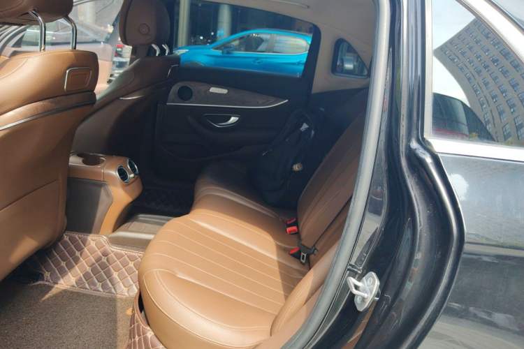 Used Mercedes-Benz E-Class 2016 E 300 L Stylish Model Left Rear Seat