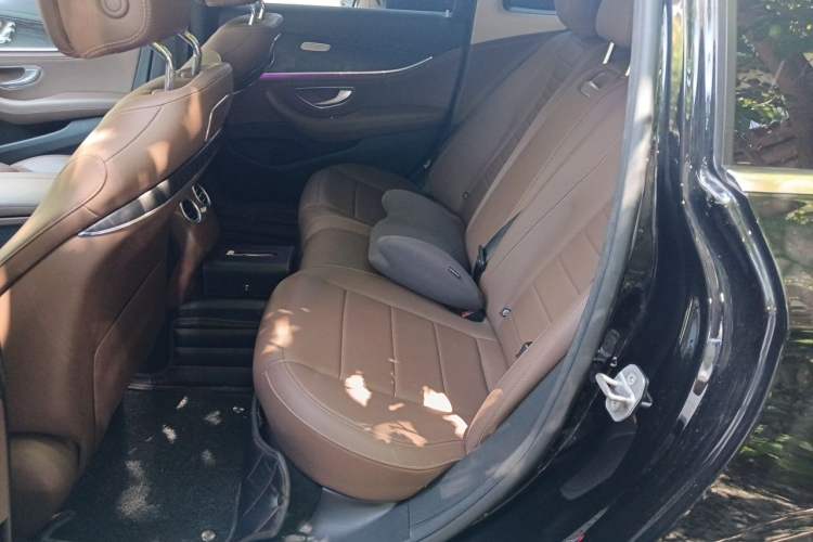 Used Mercedes-Benz E-Class 2016 E 200 L Sport Edition Left Rear Seat
