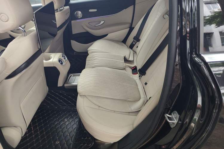 Used Mercedes-Benz E-Class 2016 E 200 L Sport Edition Left Rear Seat
