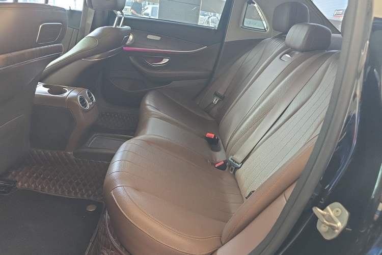Used Mercedes-Benz E-Class 2016 E 300 L Luxury Model Left Rear Seat