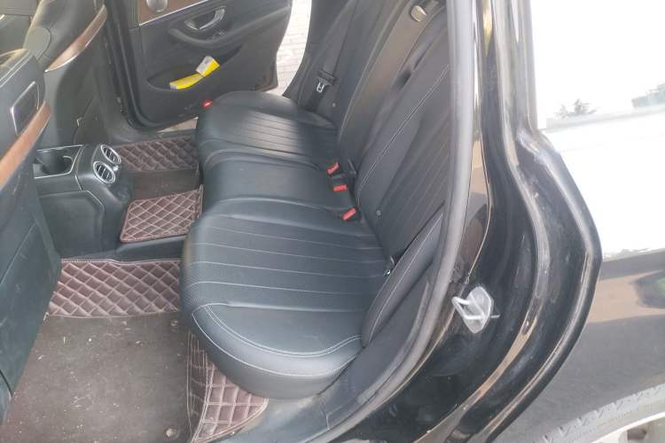 Used Mercedes-Benz E-Class 2016 E 200 L Left Rear Seat
