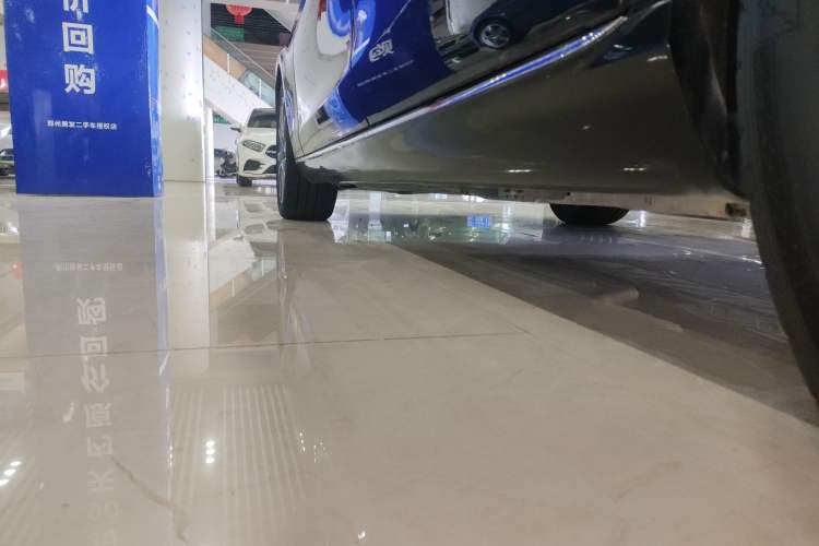 Used Mercedes-Benz E-Class 2016 E 200 L Left Side Sill