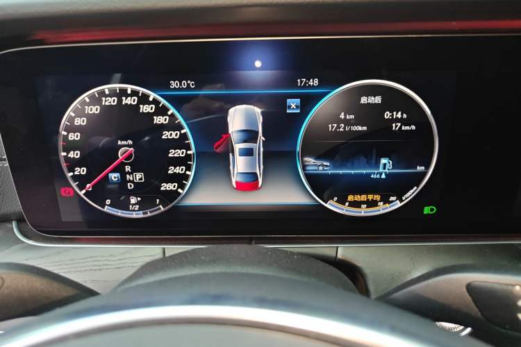 Used Mercedes-Benz E-Class 2016 E 200 L Sport Edition Odometer Close Up