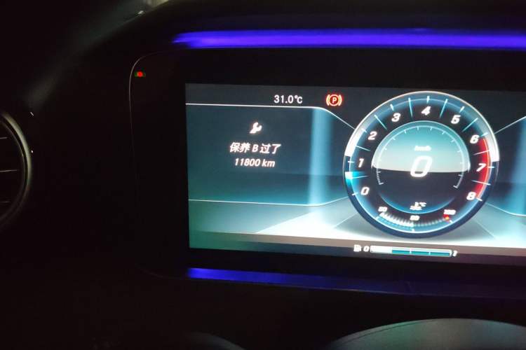 Used Mercedes-Benz E-Class 2016 E 300 L Stylish Model Odometer Close Up