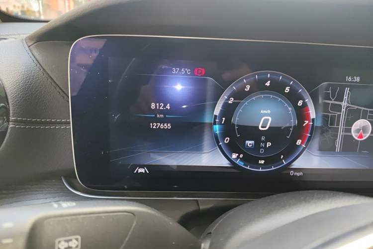 Used Mercedes-Benz E-Class 2016 E 300 L Sport Luxury Model Odometer Close Up