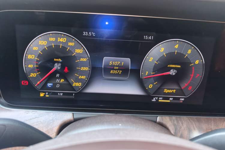 Used Mercedes-Benz E-Class 2016 E 300 L Stylish Model Odometer Close Up