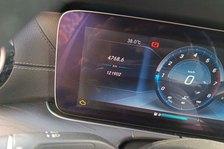 Used Mercedes-Benz E-Class 2016 E 300 L Sport Luxury Model Odometer Close Up