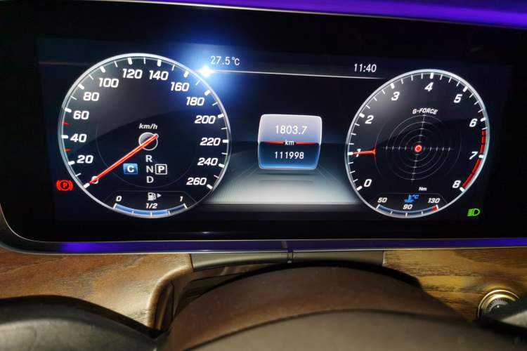 Used Mercedes-Benz E-Class 2016 E 300 L Stylish Model Odometer Close Up