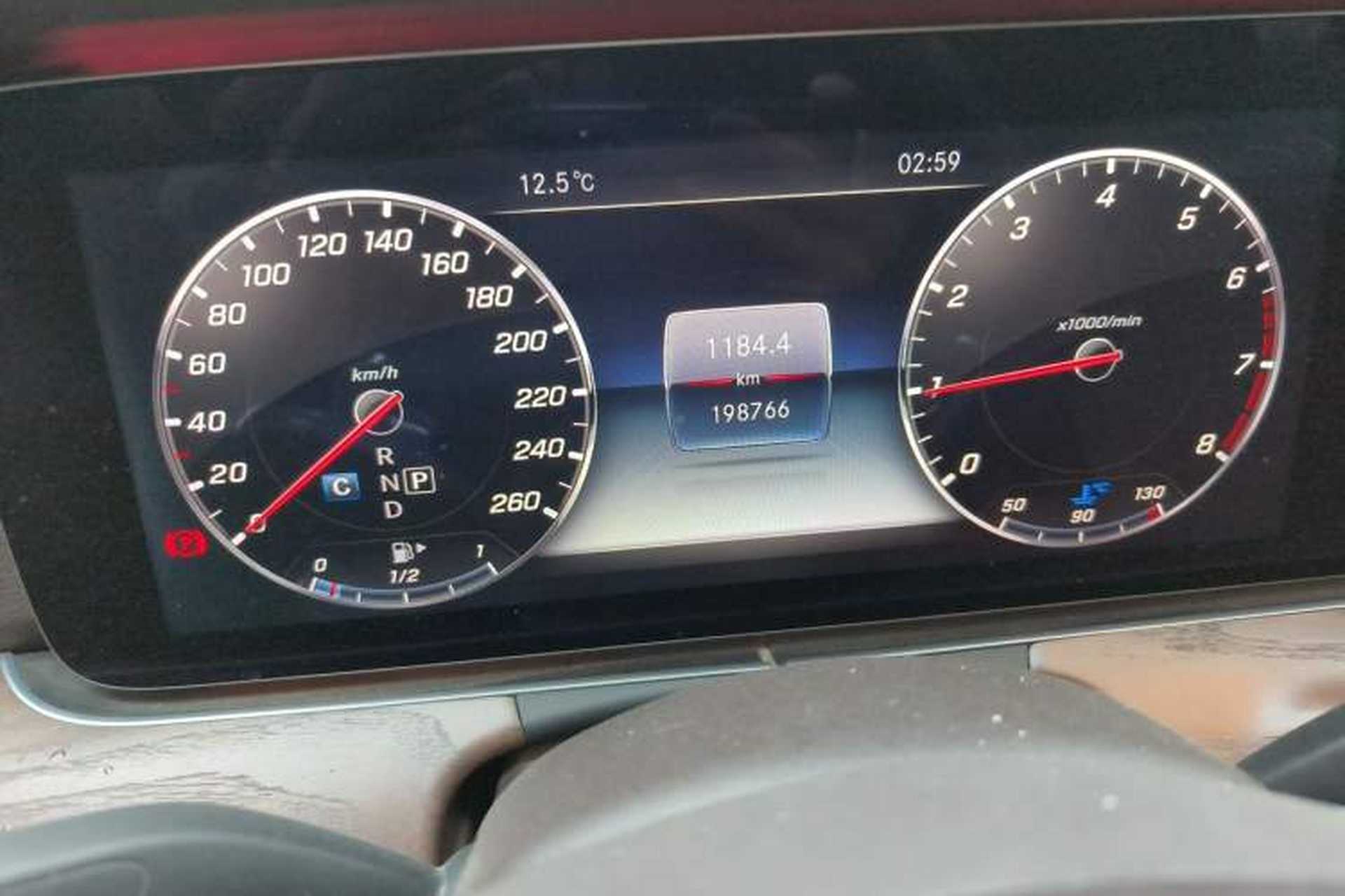 Used Mercedes-Benz E-Class 2016 E 200 L Odometer Close Up