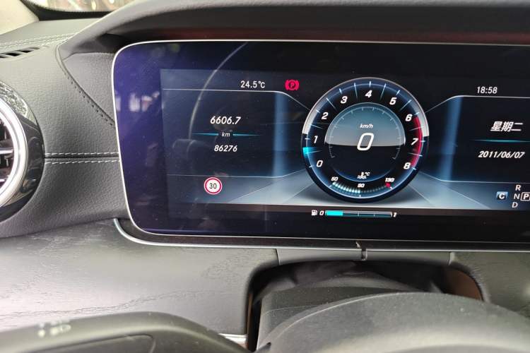Used Mercedes-Benz E-Class 2016 E 200 L Sport Edition Odometer Close Up