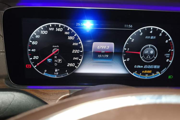 Used Mercedes-Benz E-Class 2016 E 200 L Odometer Close Up