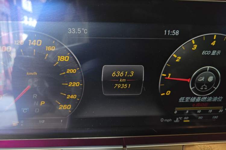 Used Mercedes-Benz E-Class 2016 E 300 L Stylish Model Odometer Close Up