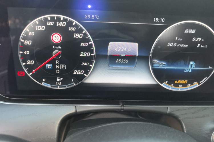 Used Mercedes-Benz E-Class 2016 E 200 L Sport Edition Odometer Close Up