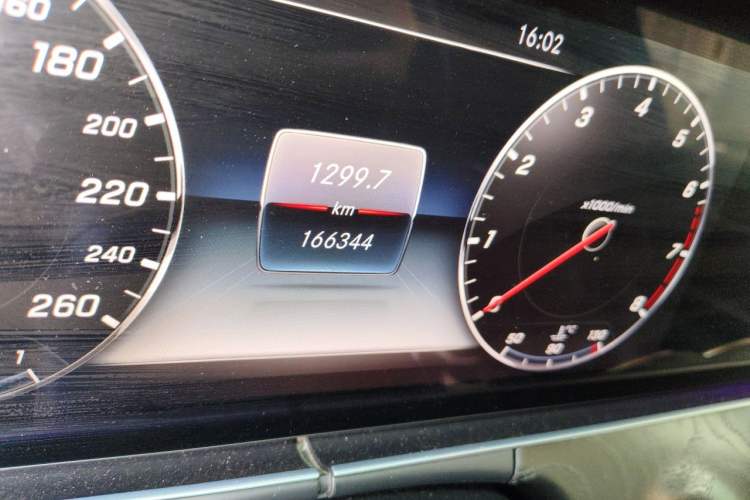 Used Mercedes-Benz E-Class 2016 E 300 L Sport Luxury Model Odometer Close Up