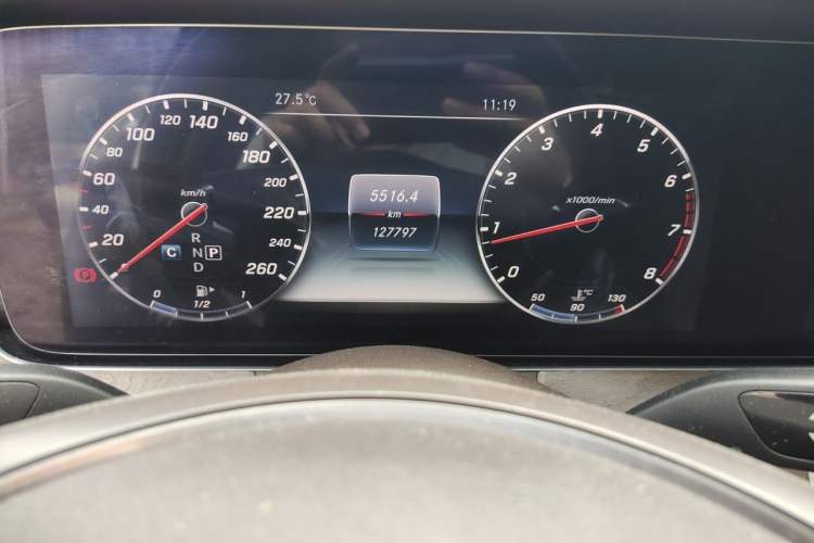 Used Mercedes-Benz E-Class 2016 E 300 L Stylish Model Odometer Close Up