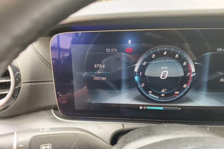 Used Mercedes-Benz E-Class 2016 E 300 L Sport Luxury Model Odometer Close Up