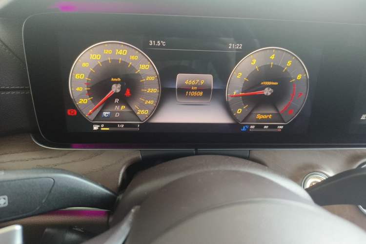 Used Mercedes-Benz E-Class 2016 E 300 L Luxury Model Odometer Close Up