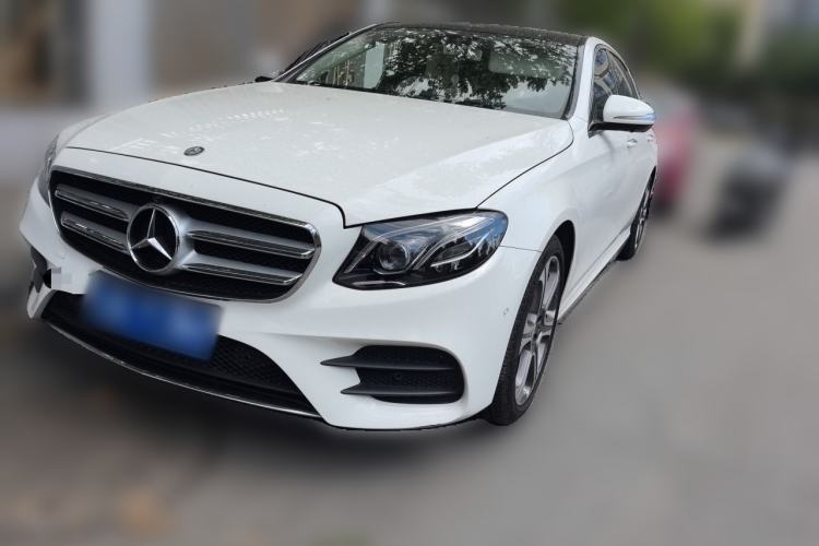 Used Mercedes-Benz E-Class 2016 E 300 L Sporty and Stylish Model Guazi used car, China used car export, Used car for sale, Used cars, Cheapest cars for sale