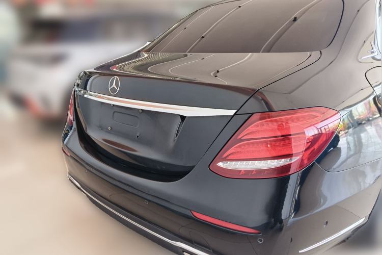 Used Mercedes-Benz E-Class 2016 E 200 L Rear