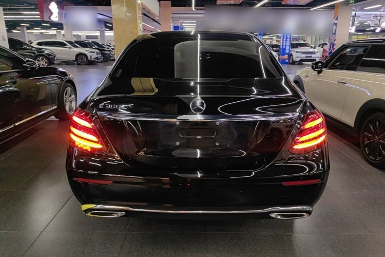 Used Mercedes-Benz E-Class 2016 E 200 L Rear