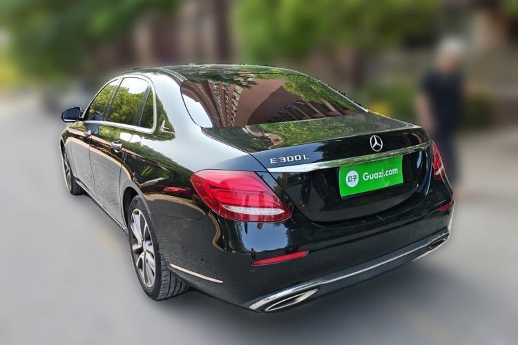 Used Mercedes-Benz E-Class 2016 E 200 L Rear Left 45 Deg