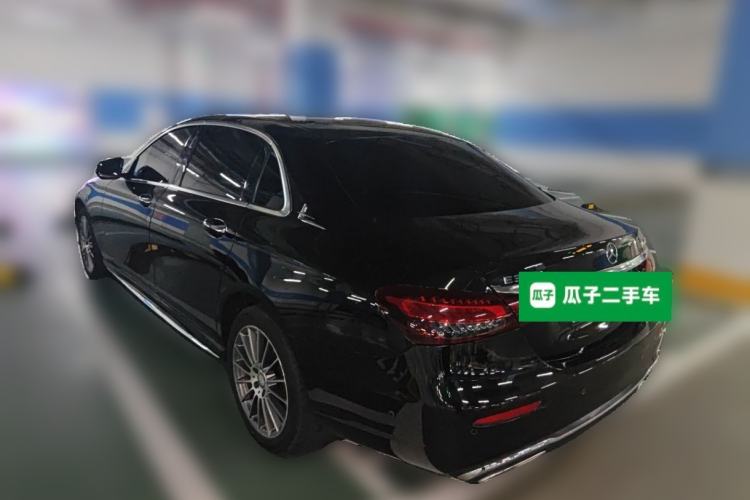 Used Mercedes-Benz E-Class 2016 E 300 L Sporty and Stylish Model Rear Left 45 Deg