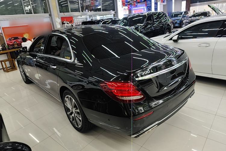 Used Mercedes-Benz E-Class 2016 E 200 L Rear Left 45 Deg