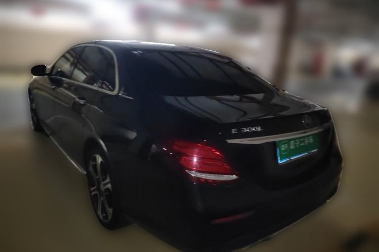 Used Mercedes-Benz E-Class 2016 E 300 L Sporty and Stylish Model Rear Left 45 Deg