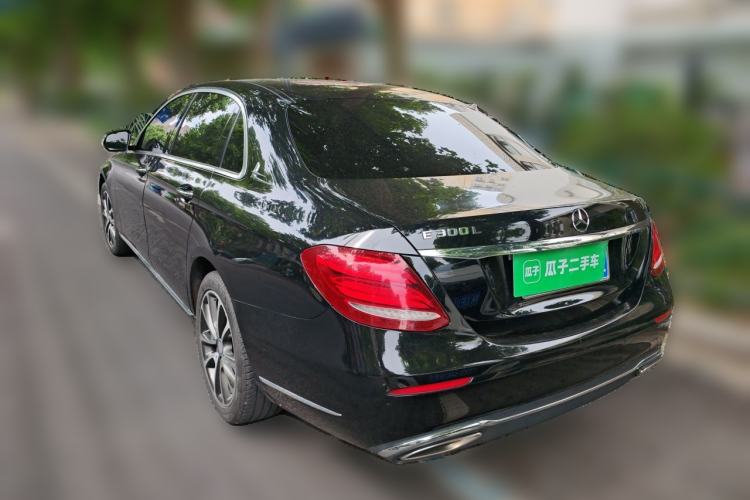 Used Mercedes-Benz E-Class 2016 E 200 L Rear Left 45 Deg