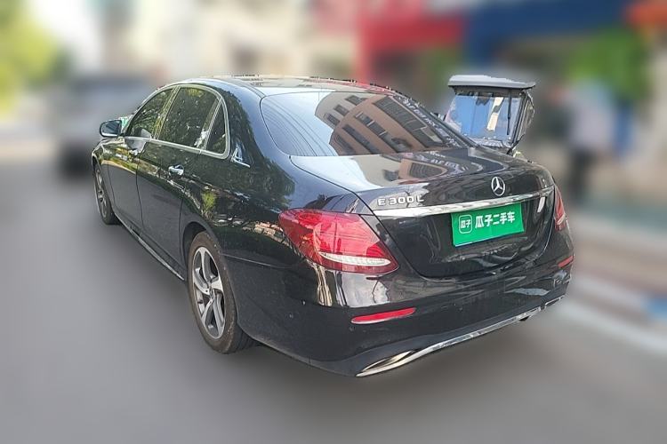 Used Mercedes-Benz E-Class 2016 E 300 L Sporty and Stylish Model Rear Left 45 Deg