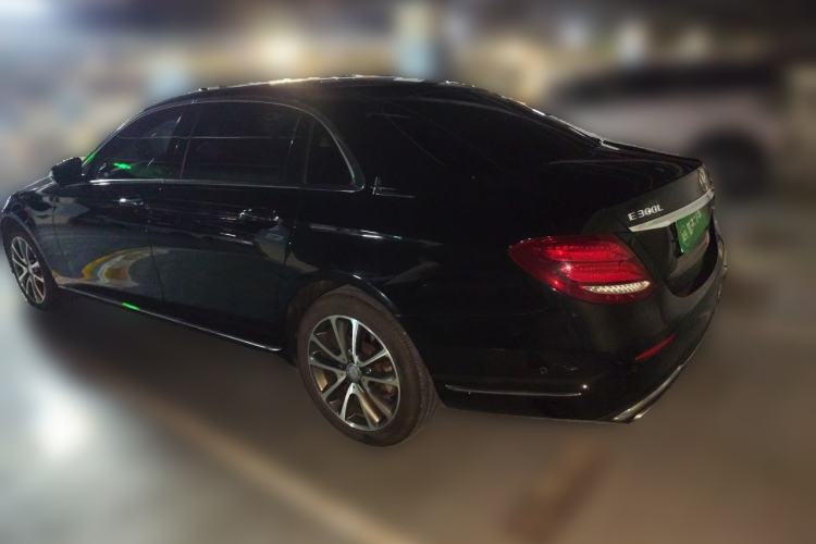 Used Mercedes-Benz E-Class 2016 E 200 L Rear Left 45 Deg
