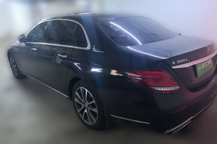 Used Mercedes-Benz E-Class 2016 E 200 L Rear Left 45 Deg