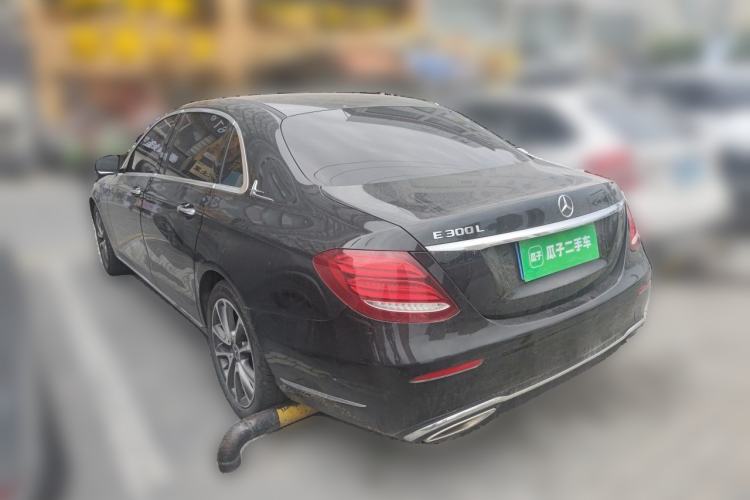 Used Mercedes-Benz E-Class 2016 E 200 L Rear Left 45 Deg