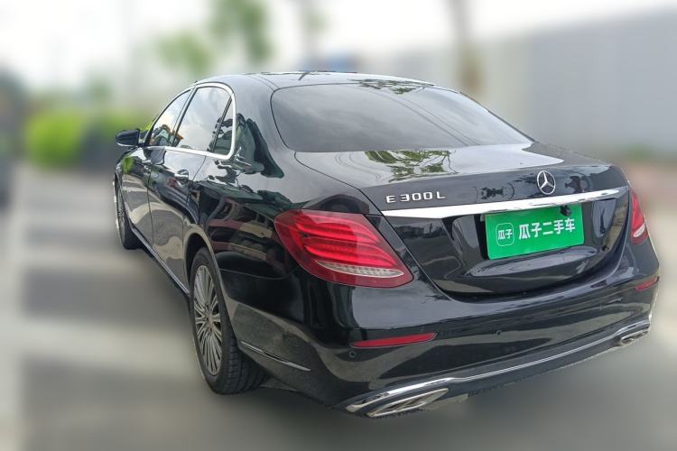 Used Mercedes-Benz E-Class 2016 E 200 L Rear Left 45 Deg